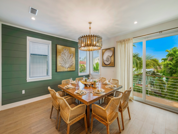 Breathtaking Bradenton Beach Luxury Pool Home Walk To Beach