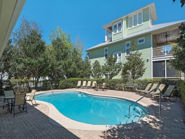 Grayton Beach Vacation Home Sleeps 10 Guests