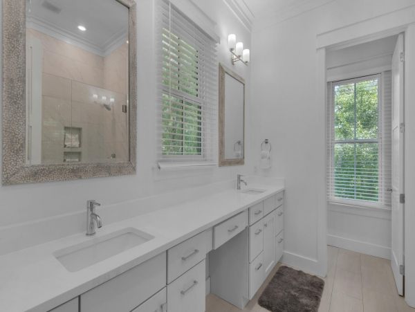 Grayton Beach Vacation Home Sleeps 10 Guests