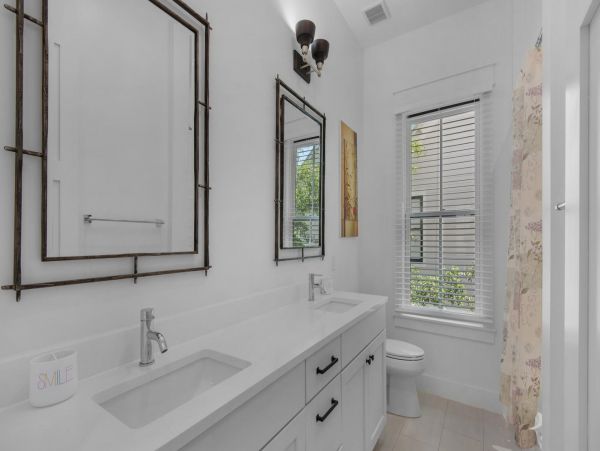 Grayton Beach Vacation Home Sleeps 10 Guests