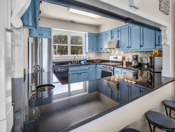Luxurious Gulf-Front Seagrove Retreat with Pool, Breathtaking Views & Private Beach Access