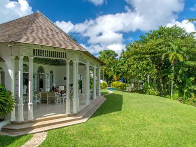 Jamaica Home 932397