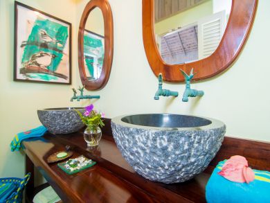 Jamaica Home 932399