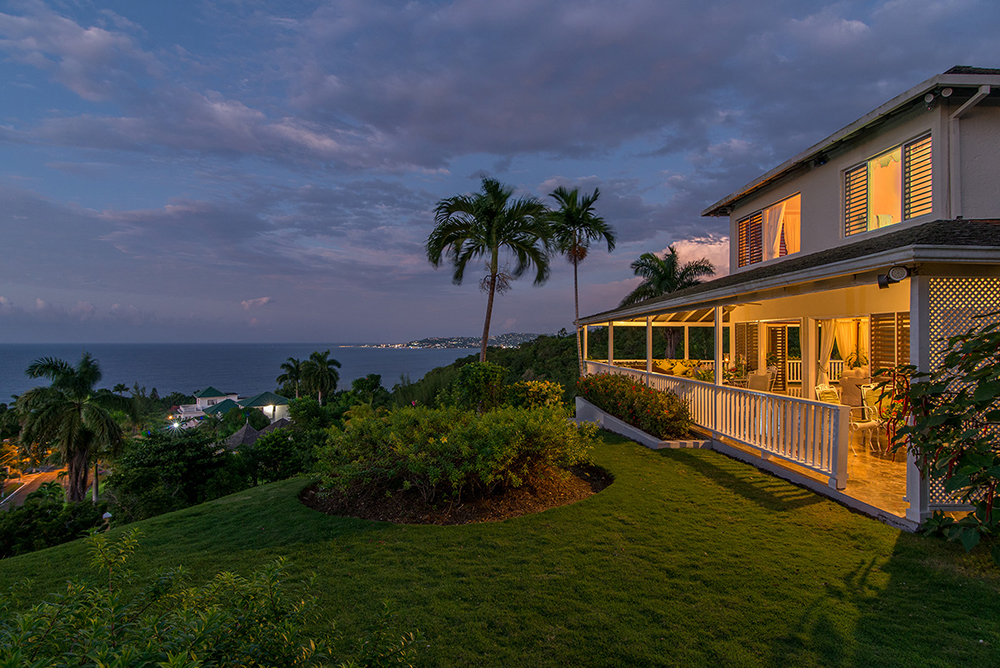 Jamaica Home 932407