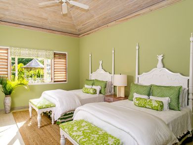 Jamaica Home 932409