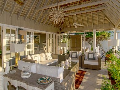 Jamaica Home 932411