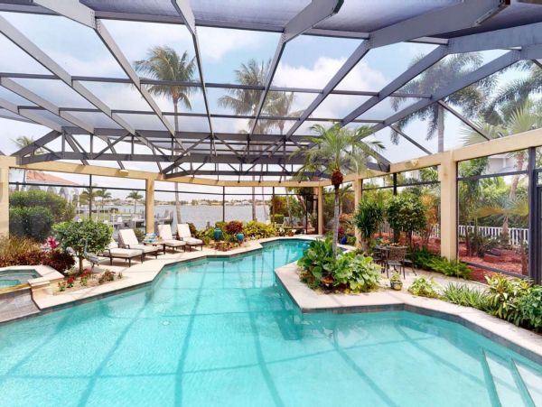 Four Bedroom Bay View Pool Home in Marco Island