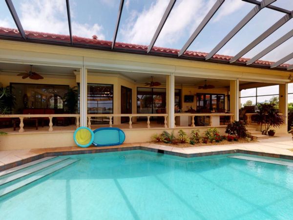 Four Bedroom Bay View Pool Home in Marco Island