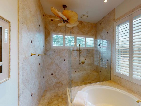 Four Bedroom Bay View Pool Home in Marco Island