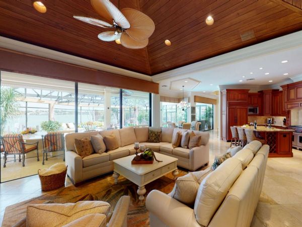 Four Bedroom Bay View Pool Home in Marco Island