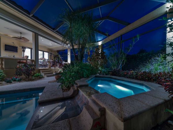 Four Bedroom Bay View Pool Home in Marco Island