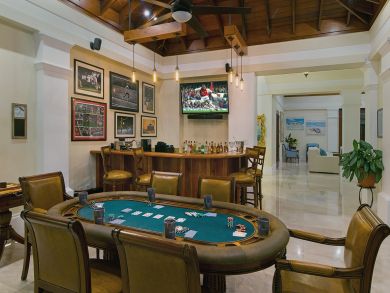 Jamaica Home 932422