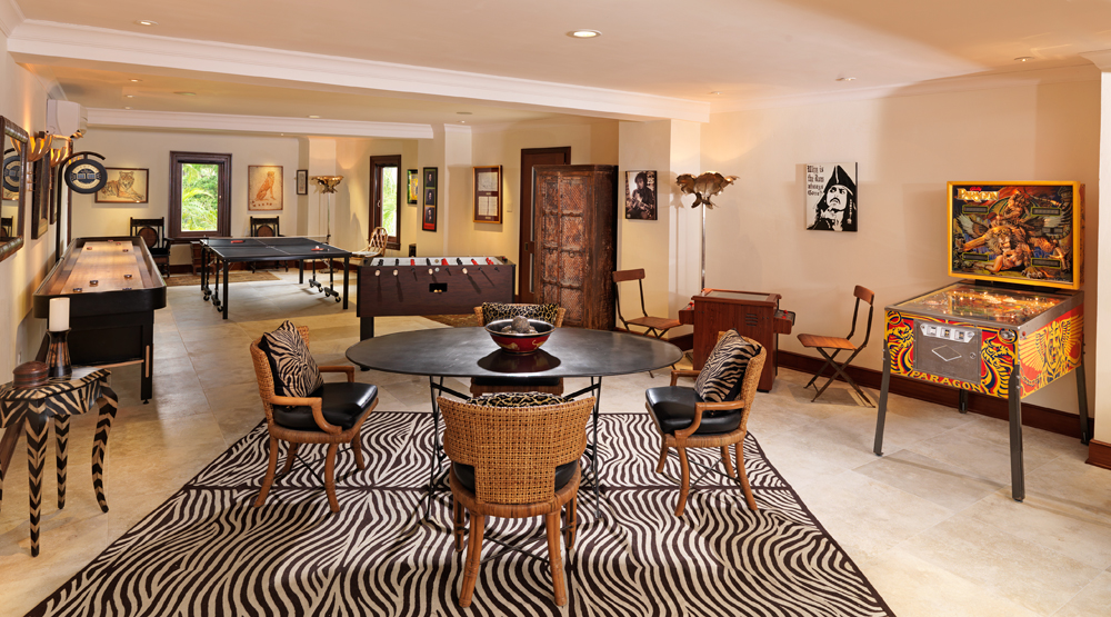 Jamaica Home 932425