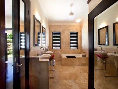 Jamaica Home 932433