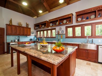 JAMAICA 6 BEDROOM LUXURIOUS VILLA JAMAICA 6 BEDROOM LUXURIOUS VILLA