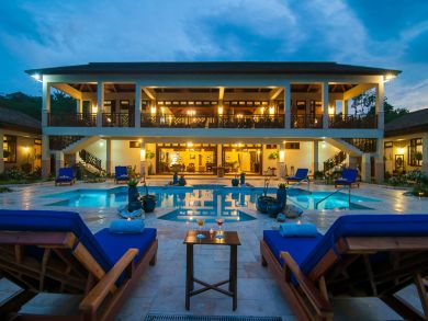 JAMAICA 6 BEDROOM LUXURIOUS VILLA JAMAICA 6 BEDROOM LUXURIOUS VILLA