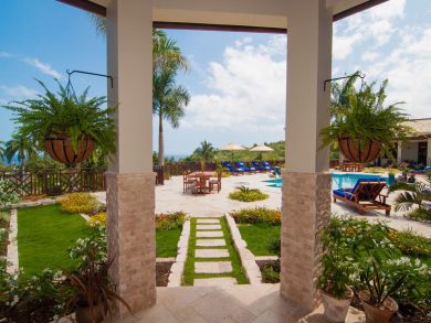 JAMAICA 6 BEDROOM LUXURIOUS VILLA JAMAICA 6 BEDROOM LUXURIOUS VILLA