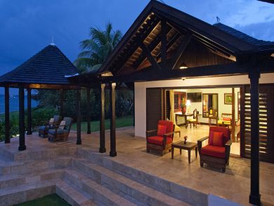 Jamaica Home 932440