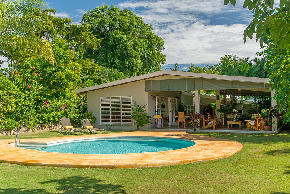 Jamaica Home 932444