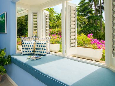 Jamaica Home 932446