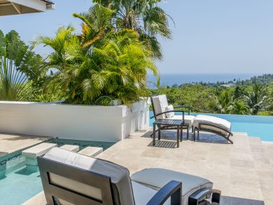 Jamaica Home 932447
