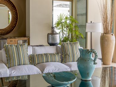 Jamaica Home 932447