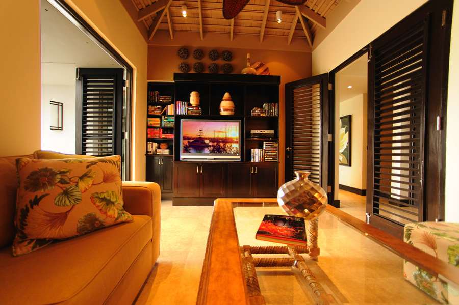Jamaica Home 932447