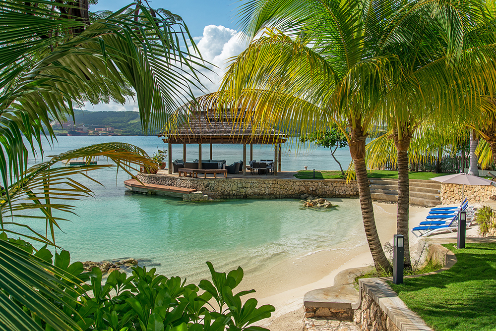 Jamaica Home 932449