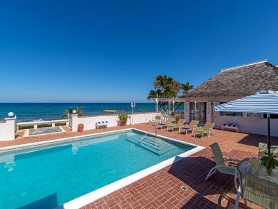 Jamaica Home 932525