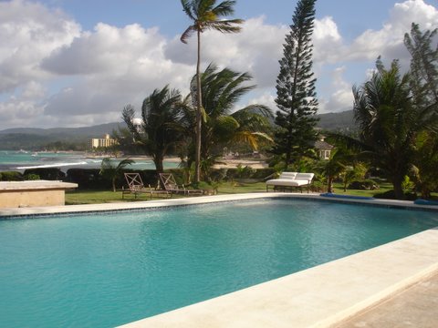 Jamaica Home 932528
