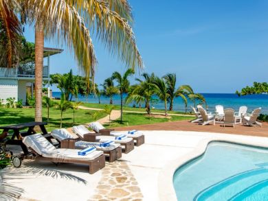 Jamaica Home 932530