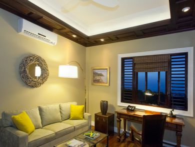 Jamaica Home 932536