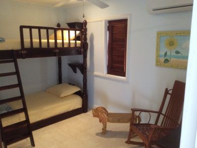 Jamaica Home 932538