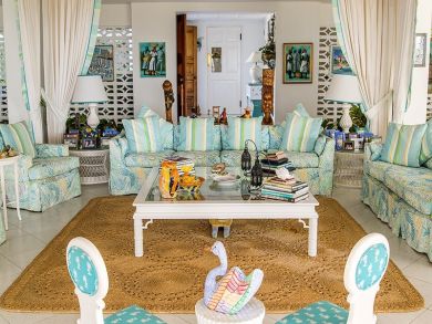 Jamaica Home 932542