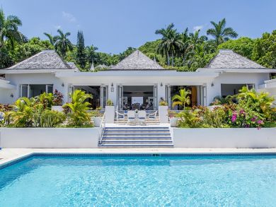 Jamaica Home 932545