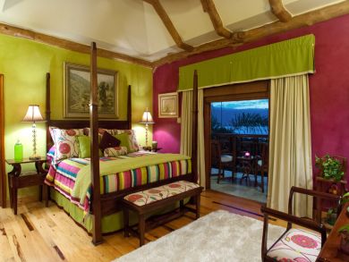 Jamaica Home 932546