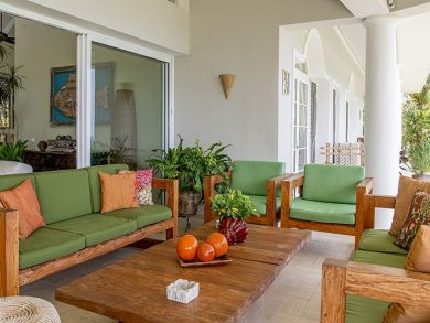 Jamaica Home 932550