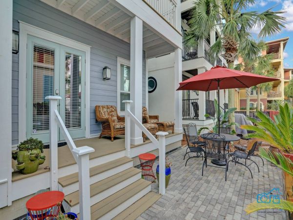 Located in The Heart of Seacrest Beach