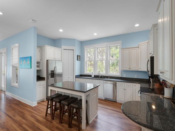 Charming Vacation Home Rental on Santa Rosa Beach.