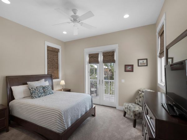 Charming Vacation Home Rental on Santa Rosa Beach.
