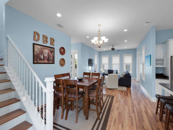 Charming Vacation Home Rental on Santa Rosa Beach.