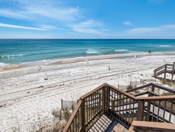 Full Ocean View from This Lovely Vacation Home