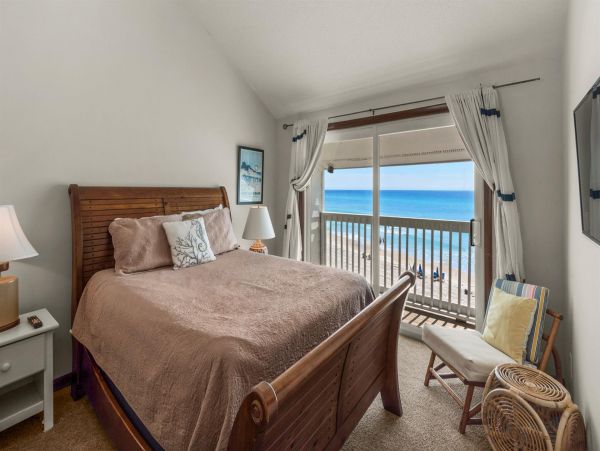 Full Ocean View from This Lovely Vacation Home