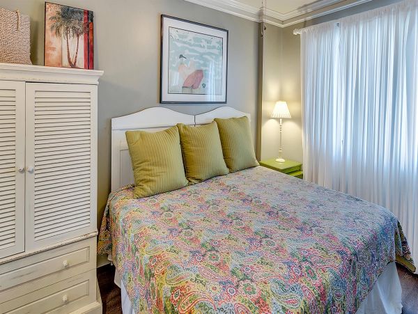 Santa Rosa Beach Vacation Condo Two Bedrooms Communal Pool