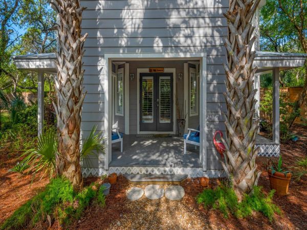 Luxury Vacation Home just a 3 Minute Walk from the Beach