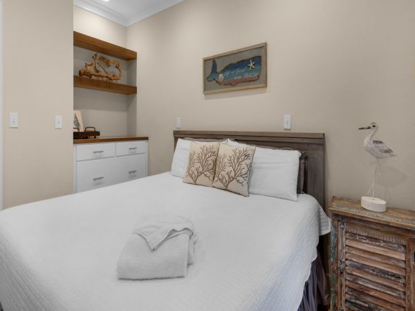 Luxury Vacation Home just a 3 Minute Walk from the Beach