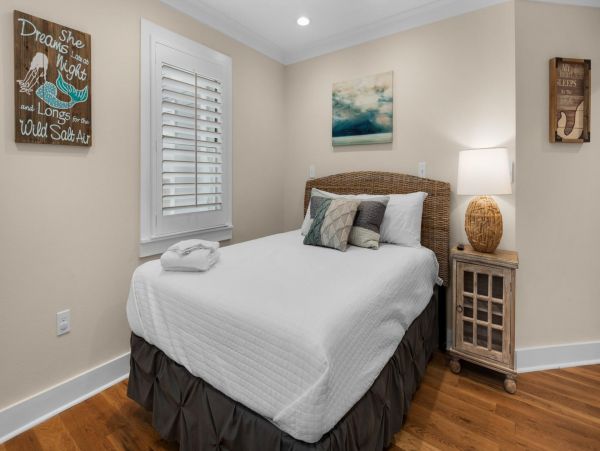 Luxury Vacation Home just a 3 Minute Walk from the Beach
