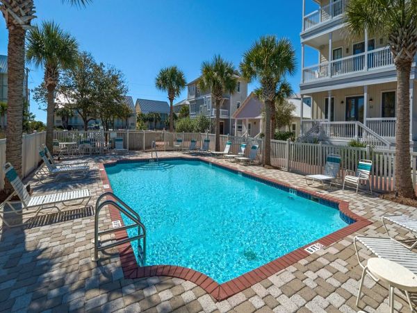 Gulf Coast 30 A Five Bedrooms Vacation Home for 14 Guests