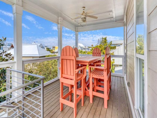 Gulf Coast 30 A Five Bedrooms Vacation Home for 14 Guests