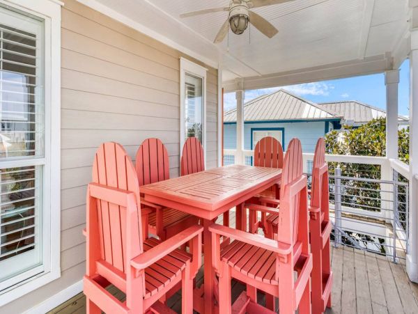 Gulf Coast 30 A Five Bedrooms Vacation Home for 14 Guests